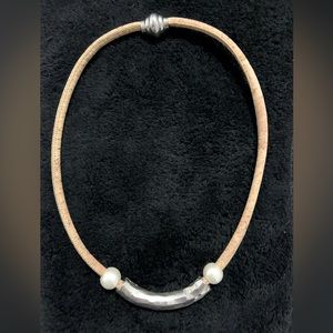 Cork necklace with magnetic clasp